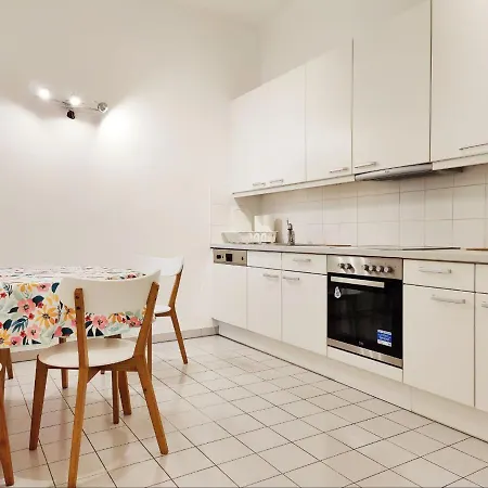 Central Mariahilfer Apartment 4 Min To The City Shopping Center And Schoenbrunn Palace Vienna Exterior photo
