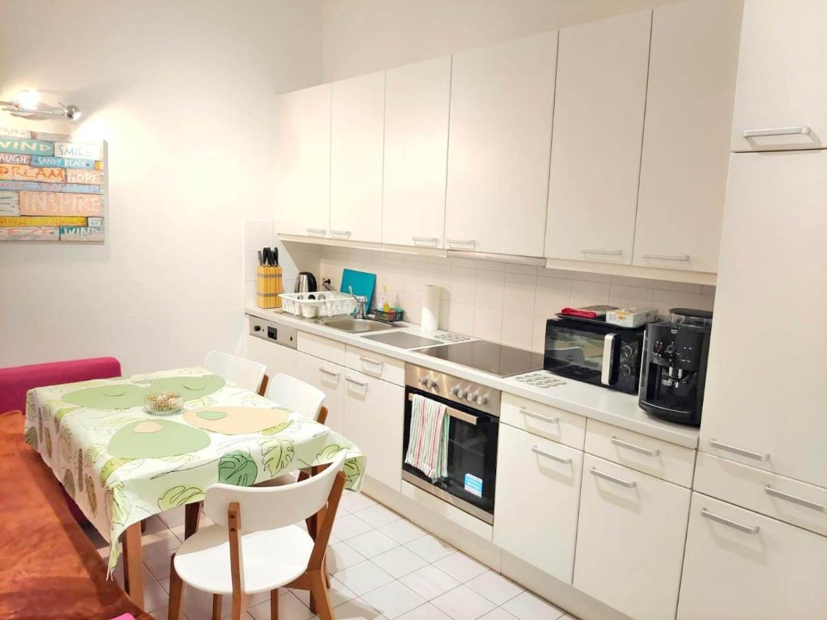 Apartmán Mariahilfer 4 Min To The Shopping Center And Schoenbrunn Palace Vídeň