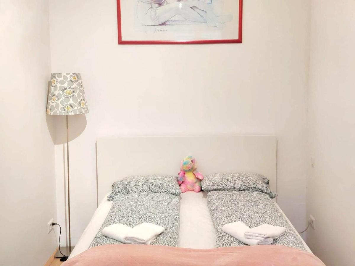 Apartment Mariahilfer 4 Min To The Shopping Center And Schoenbrunn Palace Vienna