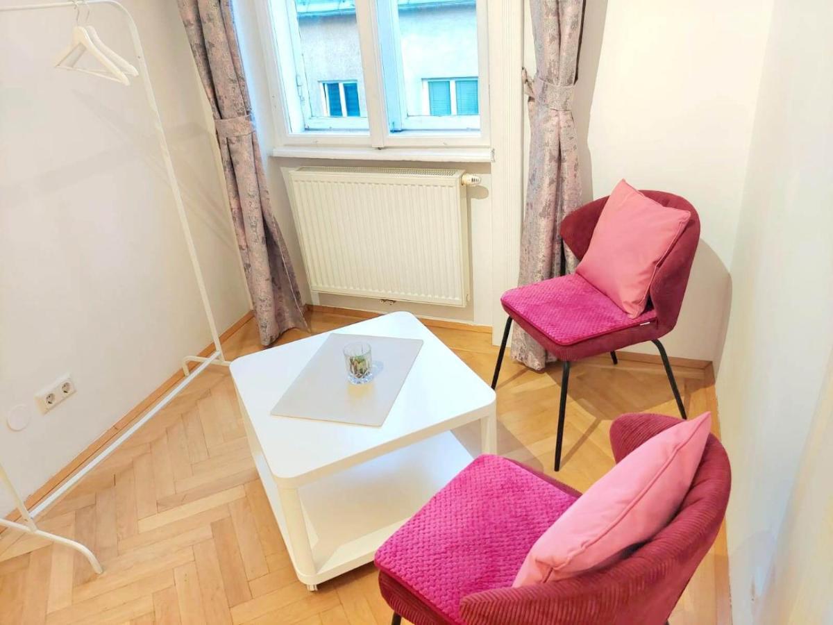 Apartment Mariahilfer 4 Min To The Shopping Center And Schoenbrunn Palace